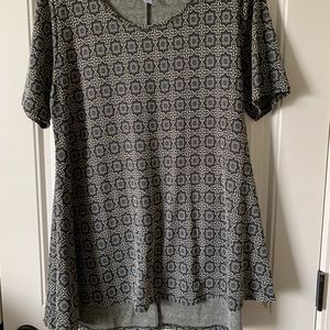 LulaRoe Perfect T